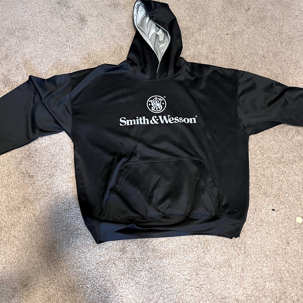 Hoodie- Smith & Wesson